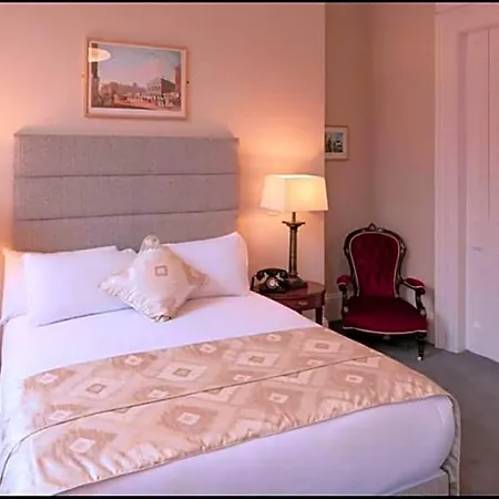 Gardiner Couette-café 3*