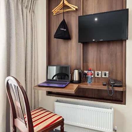 Bed & Breakfast Gardiner 3*